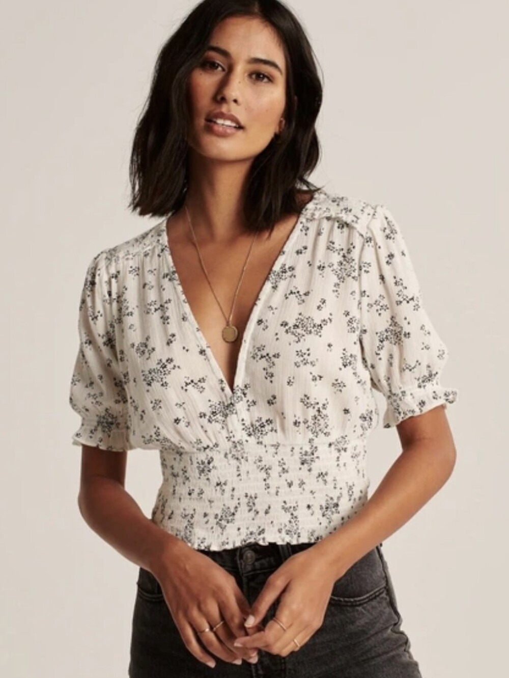 A&F Cottagecore White Ditsy Floral Smocked Crop Top Blouse Coquette Boho Medium